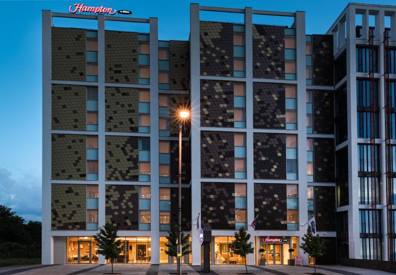 Готель Hampton By Hilton London Ealing Екстер'єр фото