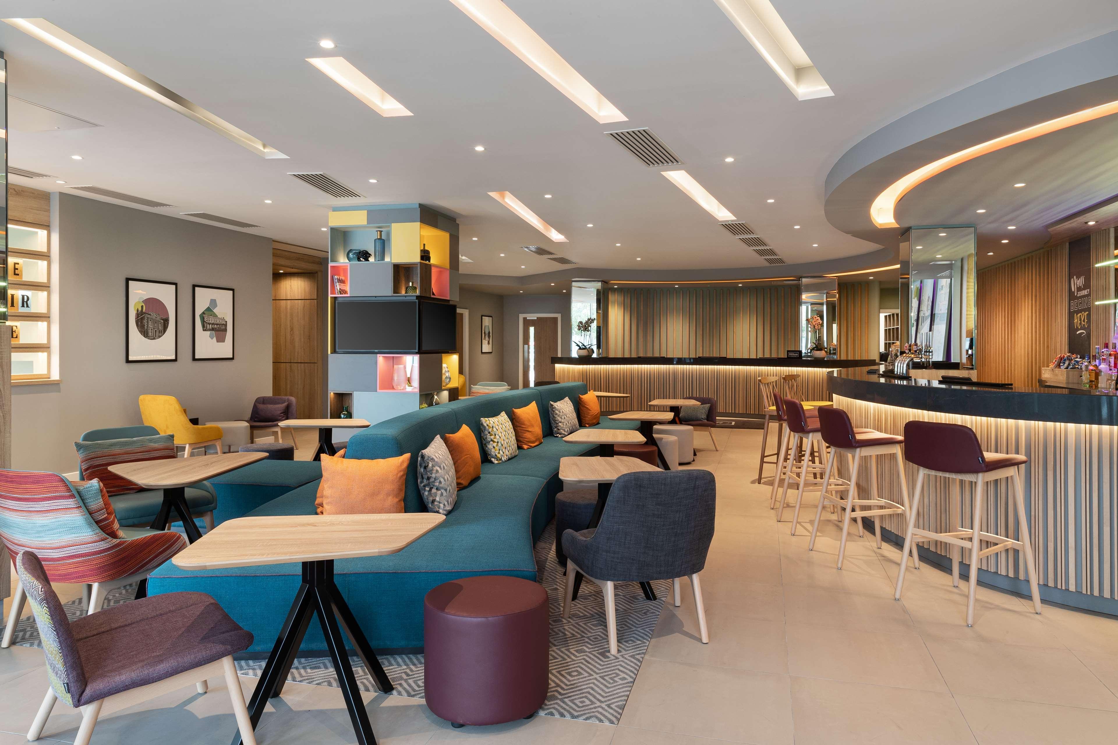 Готель Hampton By Hilton London Ealing Екстер'єр фото